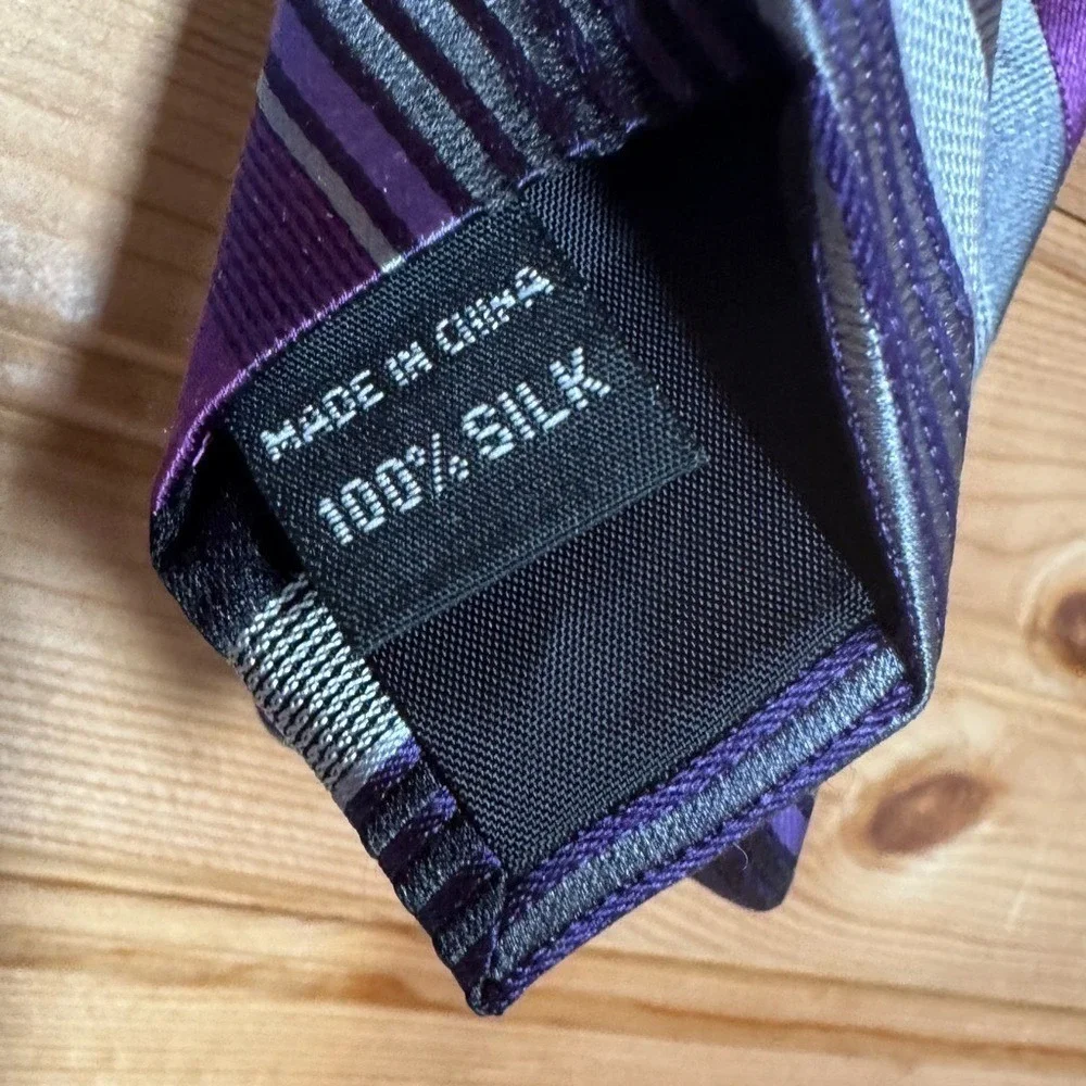 Van Heusen Necktie 100% Silk Stripes Purple Gray Office Nonbinary Boss Babe Tie